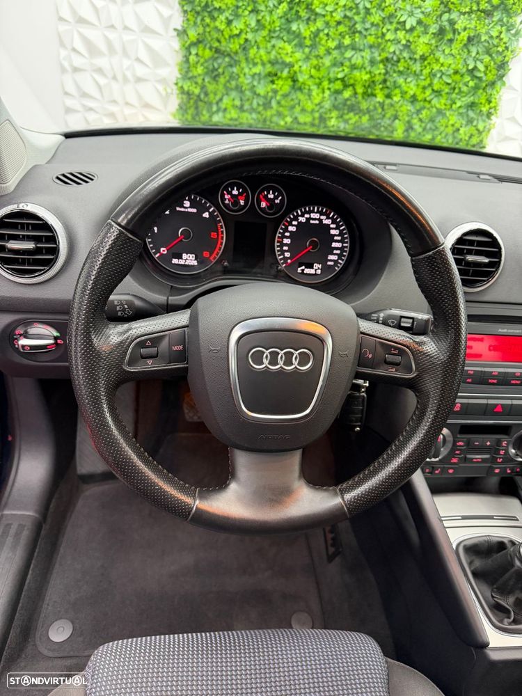 Audi A3 Sportback 2.0 TDi Attraction - 7