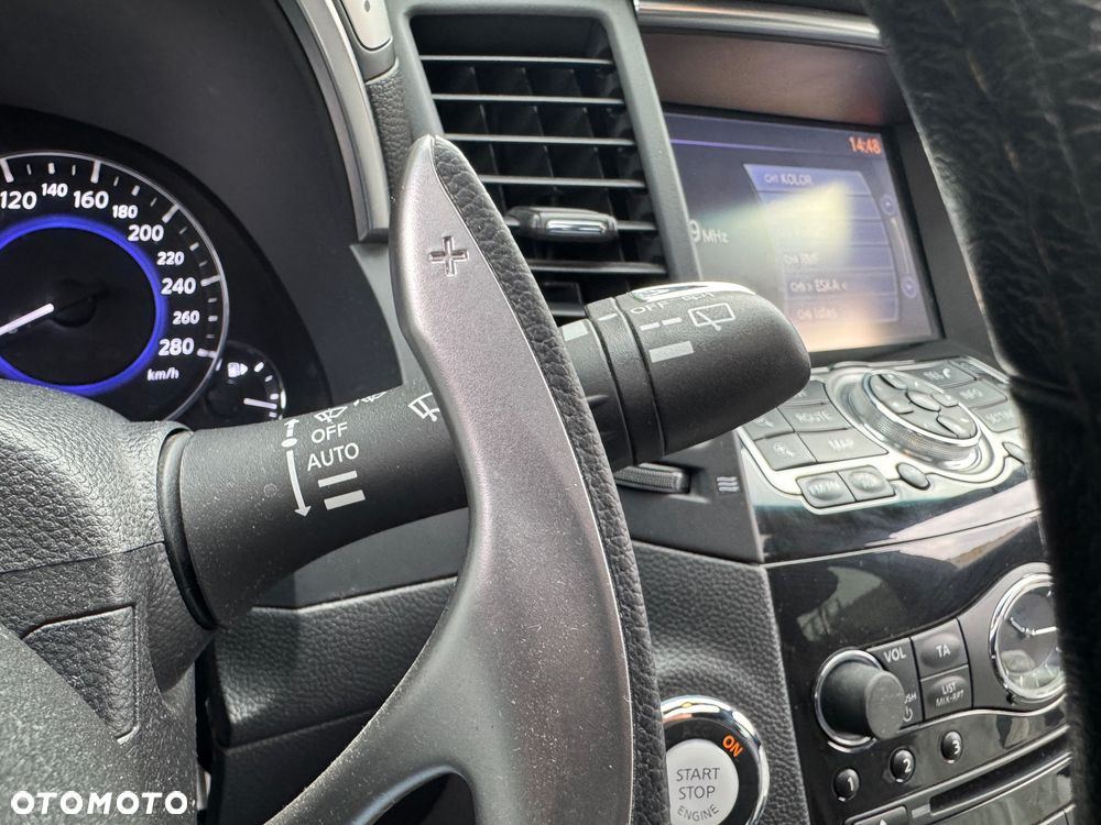Infiniti QX70 3.7 S Premium EU6 - 18
