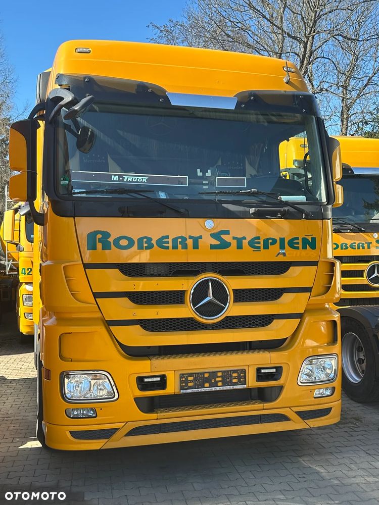 Mercedes-Benz ACTROS - 7