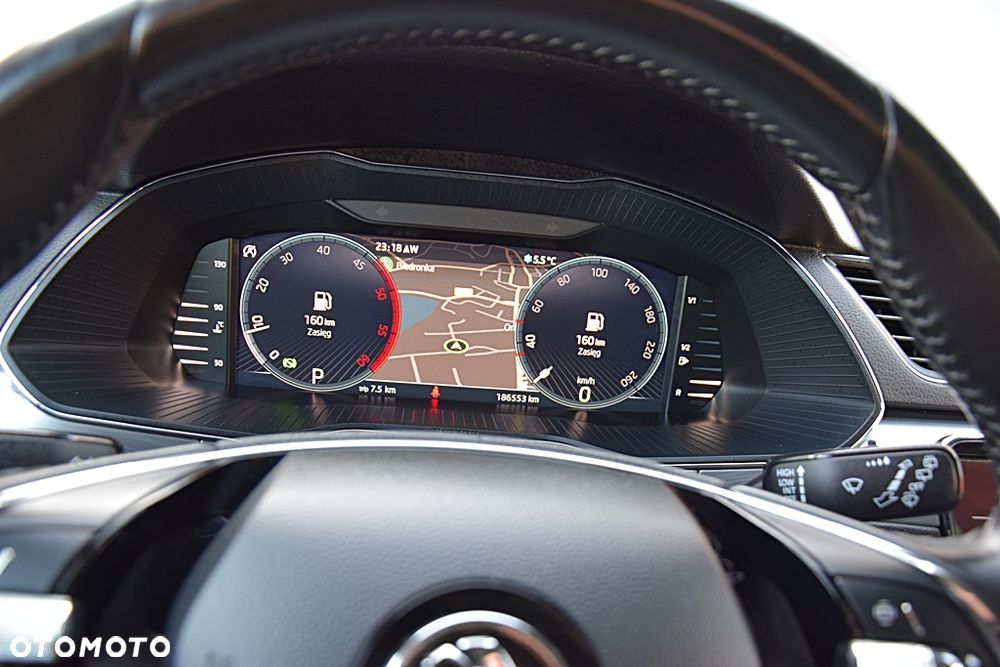 Skoda Superb 2.0 TDI Ambition DSG7 - 19