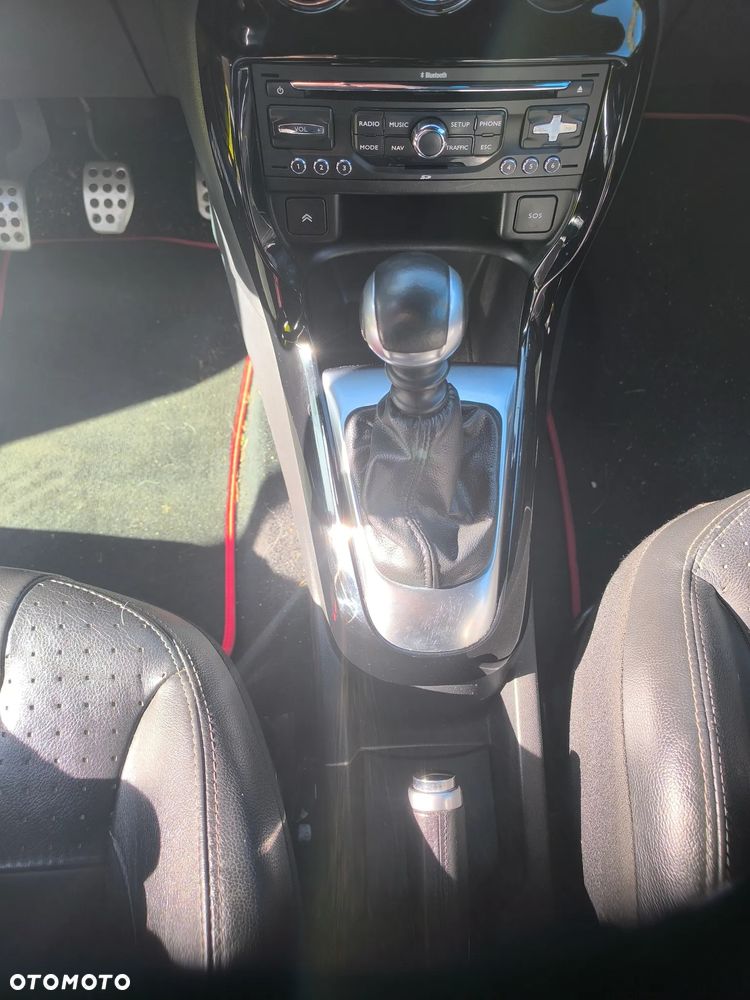 Citroën DS3 1.6 THP SportChic - 22
