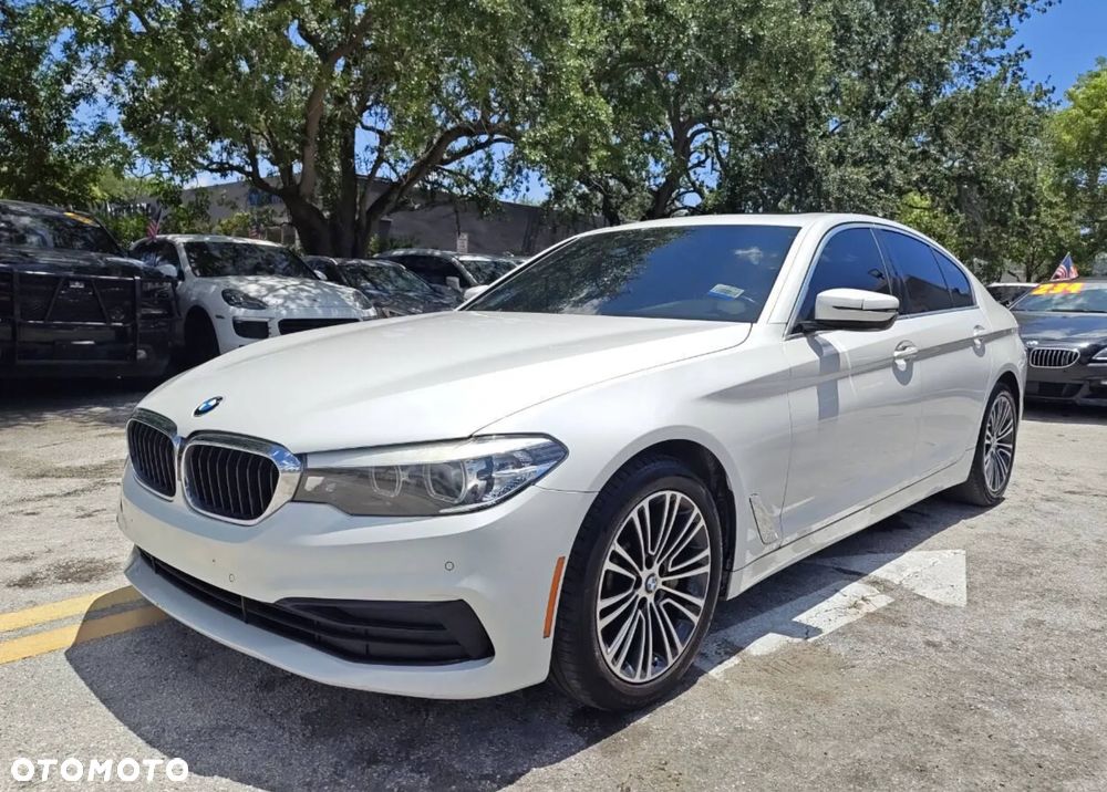 BMW Seria 5 530i - 1