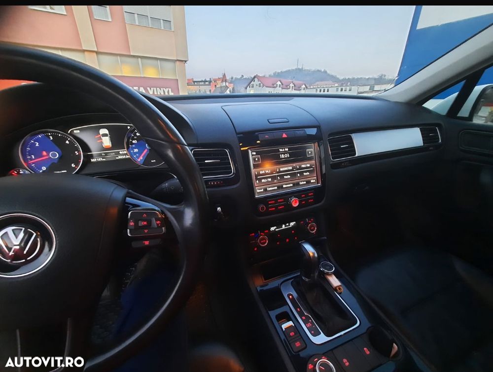 Volkswagen Touareg 3.0 V6 TDI BMT - 6