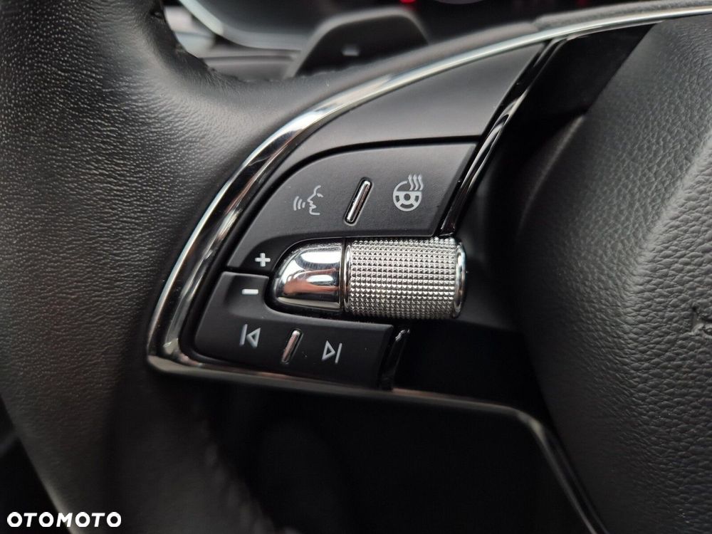 Skoda Superb 2.0 TDI SCR 4x4 L&K DSG - 23