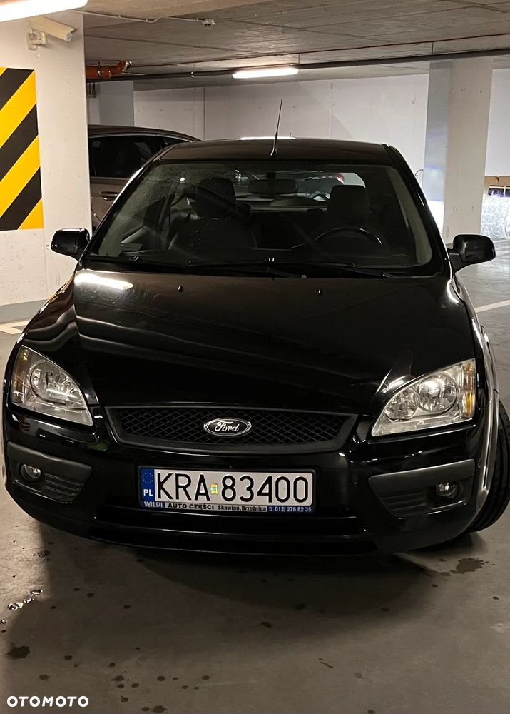 Ford Focus 1.4 Trend - 4