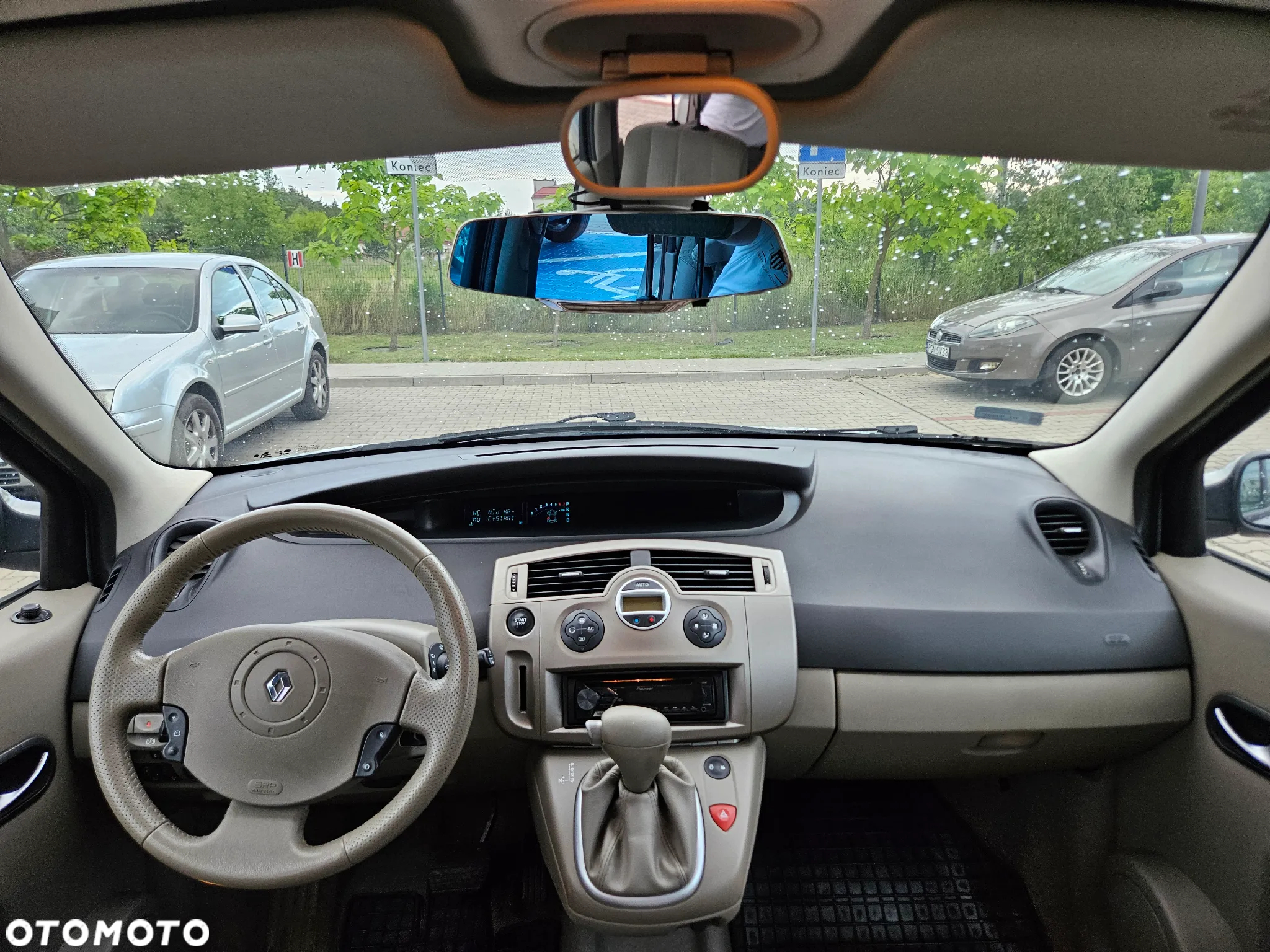 Renault Scenic 2.0 16V Privilege - 9