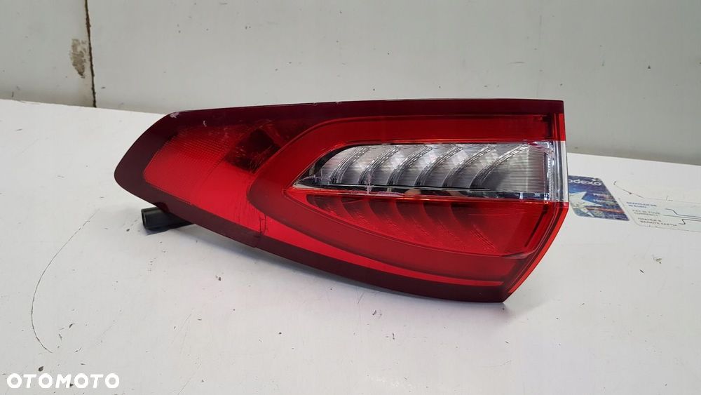 lampa prawy tył Ford Mondeo mk5 kombi - 1