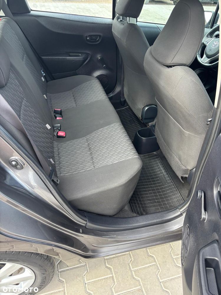 Toyota Yaris 1.0 Active - 11