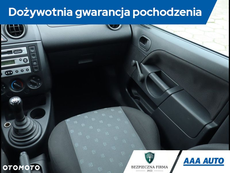 Ford Fiesta - 9