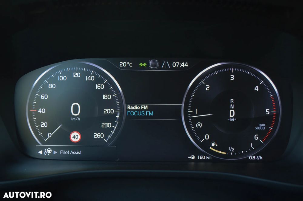 Volvo XC 40 D4 AWD Inscription - 18