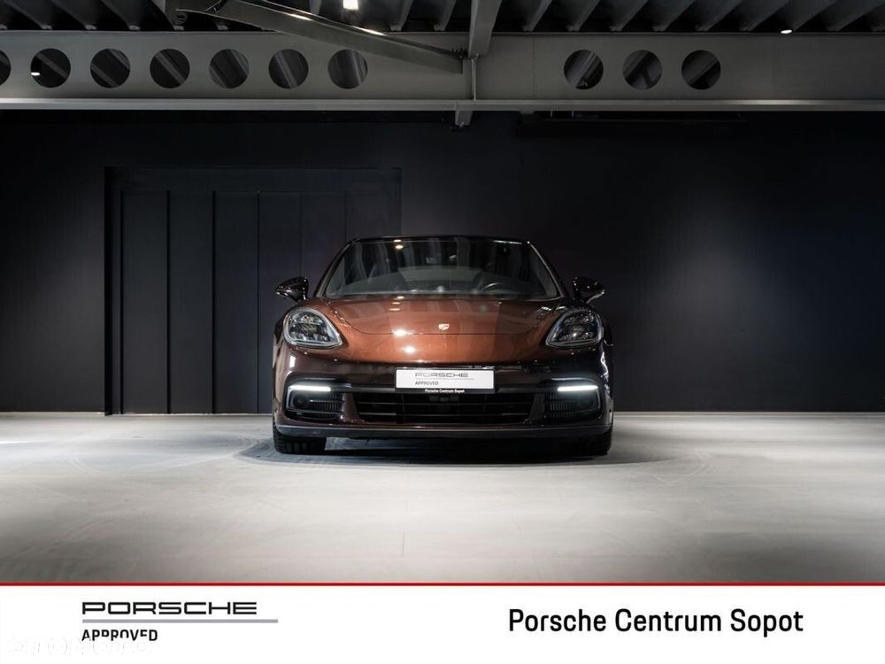 Porsche Panamera 4 E-Hybrid 10 Years Edition - 8