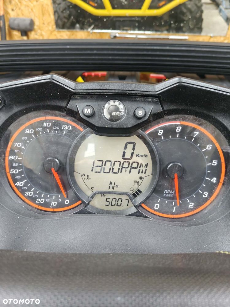 Can-Am Outlander Max - 4