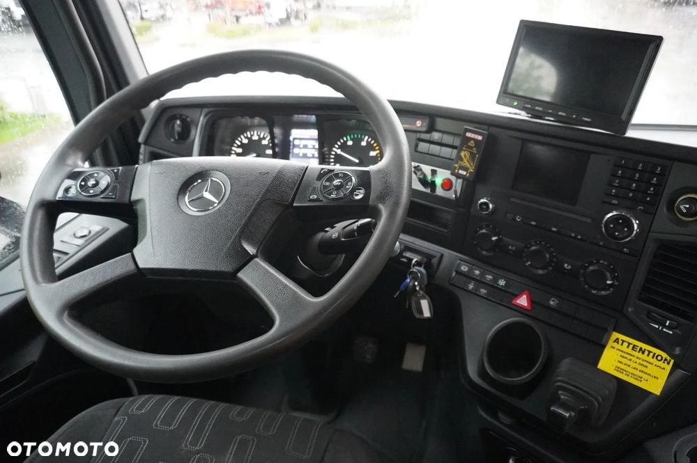 Mercedes-Benz Arocs 3236 8×4 / HDS Fassi F155A.0.22 / pilot / Wywrotka 2-stronna / Hydroburta / 3 szt_255679 - 27