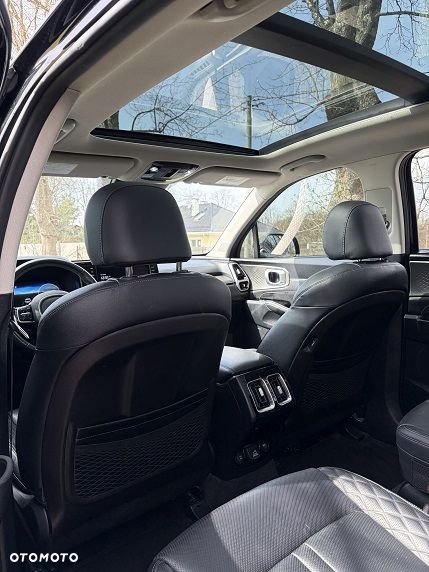 Kia Sorento - 10