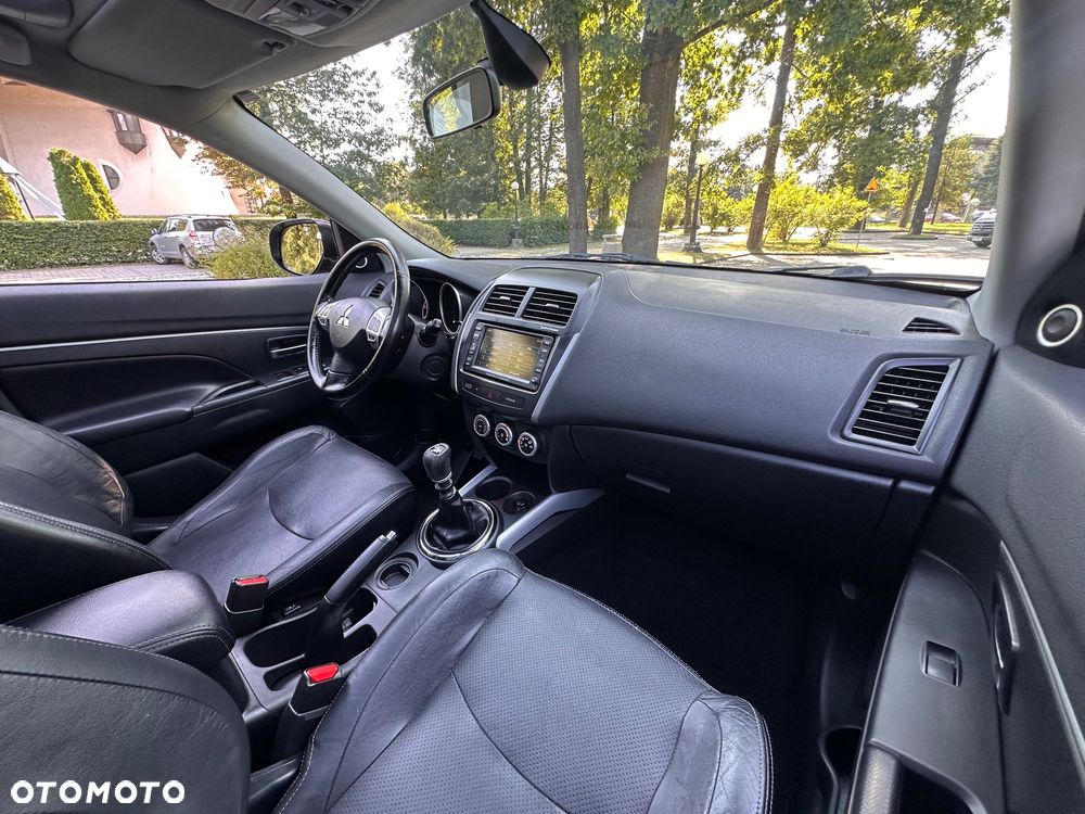 Mitsubishi ASX 1.8 DI-D 2WD Instyle - 31