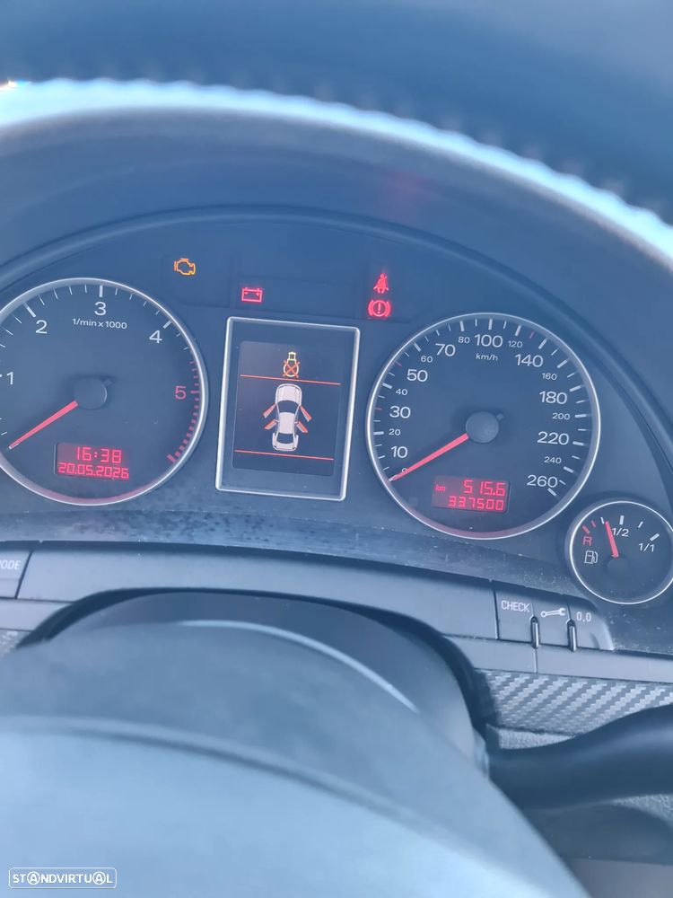 Audi A4 Avant 2.0 TDI Sport - 15
