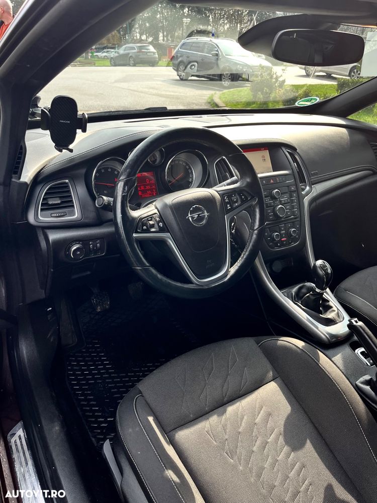 Opel Cascada 1.4 Turbo (ecoFLEX) Start/Stop Edition - 11