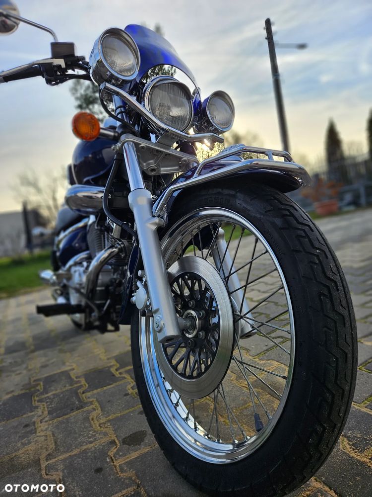 Suzuki Intruder - 9