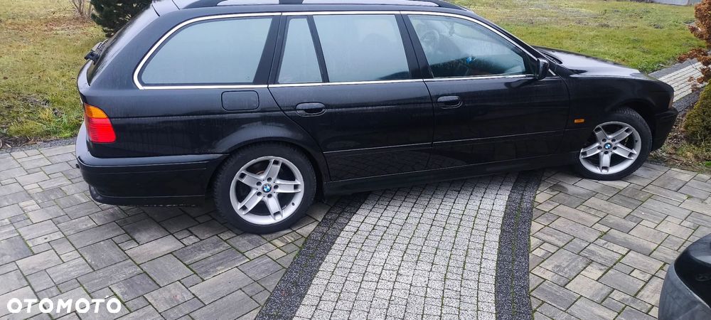 BMW Seria 5 - 23