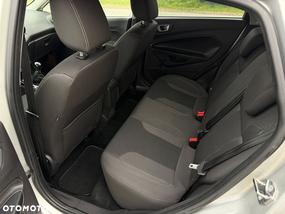 Ford Fiesta 1.0 EcoBoost S&S TITANIUM - 19