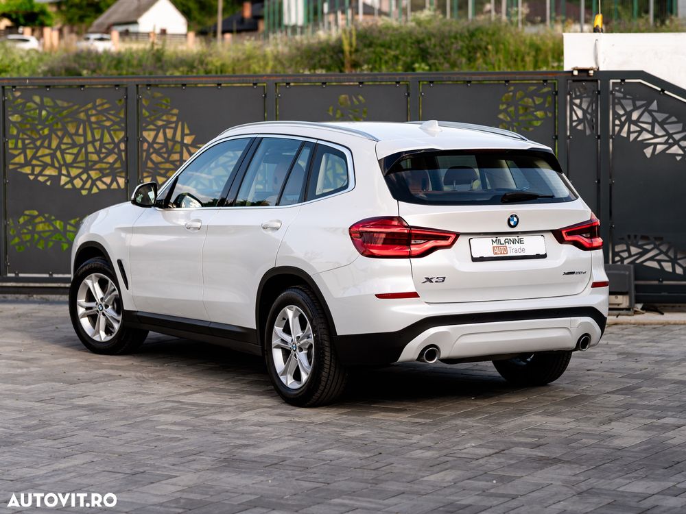 BMW X3 xDrive20d AT Luxury Line - 22