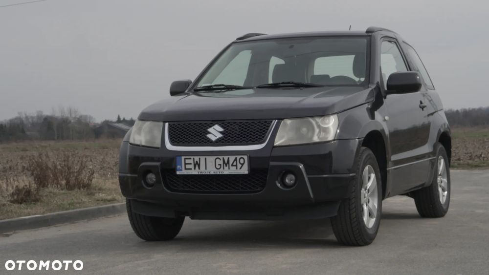 Suzuki Grand Vitara 1.6 - 12