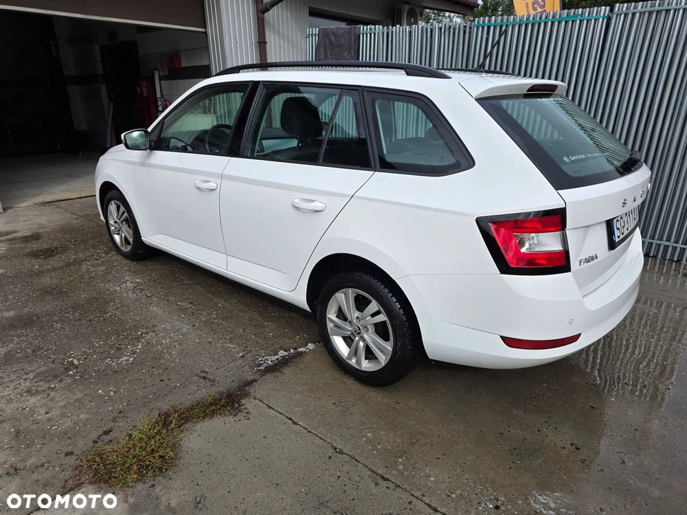 Skoda Fabia 1.0 TSI Ambition - 7