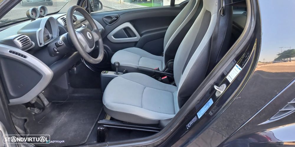 Smart ForTwo Coupé 1.0 mhd Pure 61 - 4