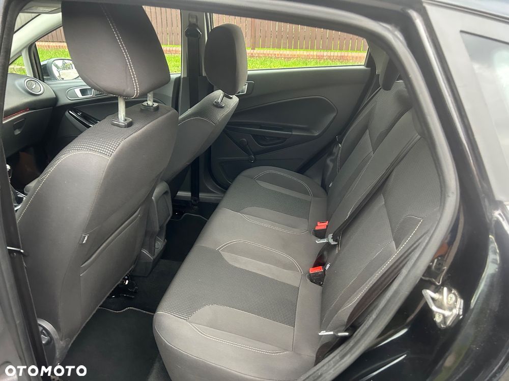 Ford Fiesta 1.0 Celebration - 21