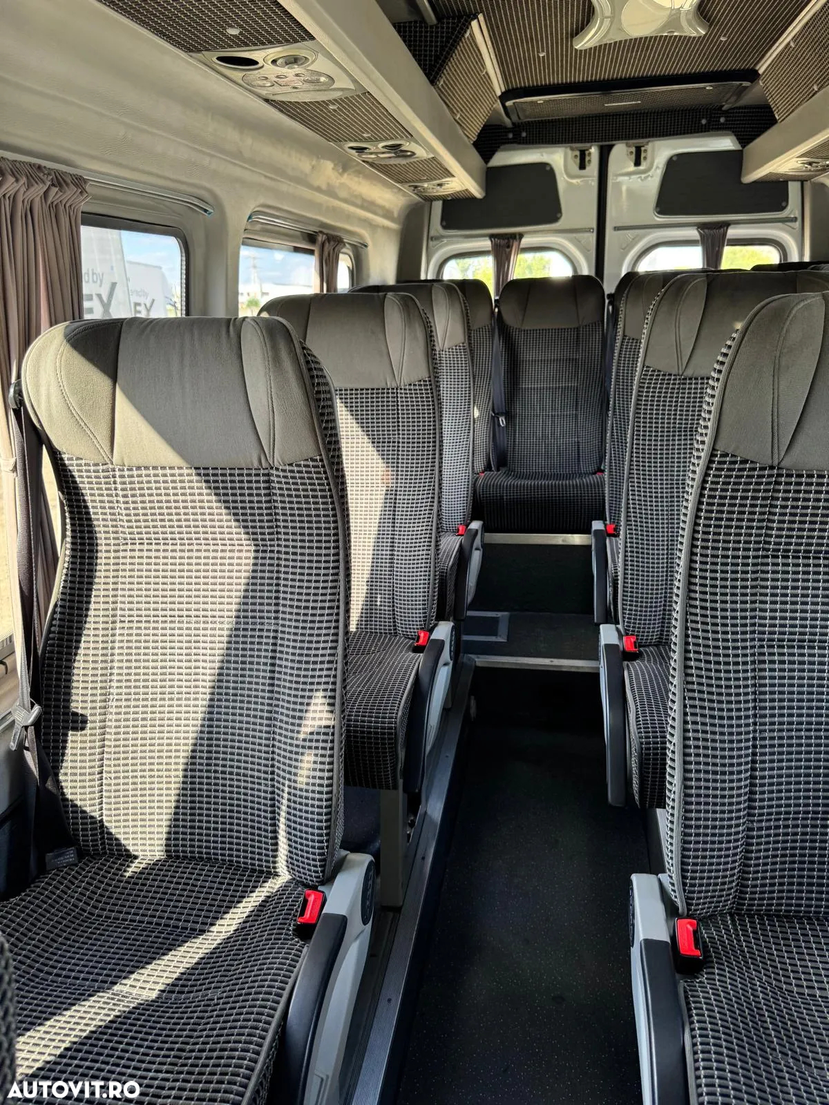 Mercedes-Benz Sprinter 516 CDI - 24