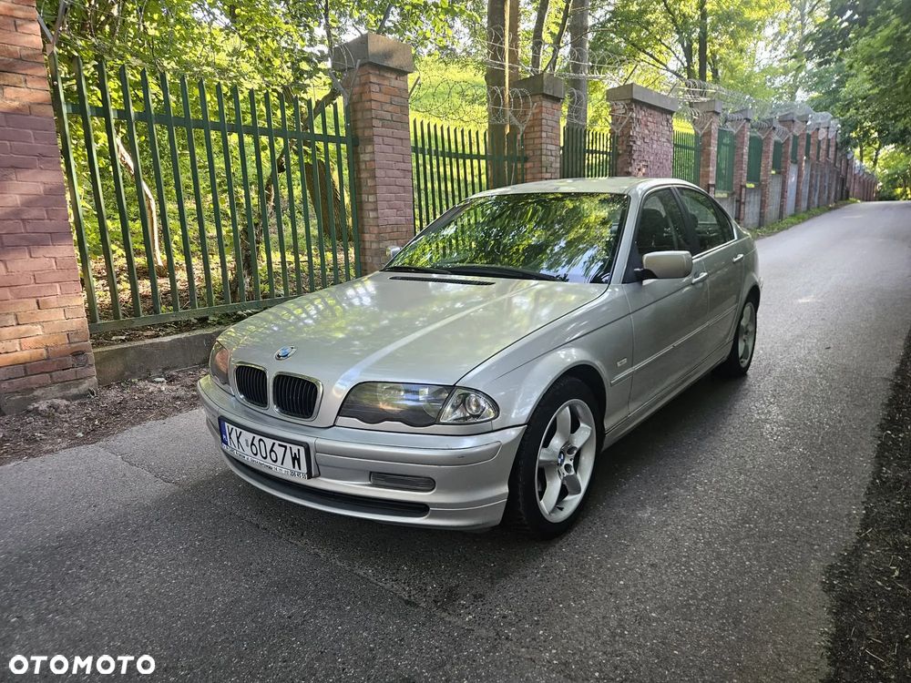 BMW Seria 3 - 1