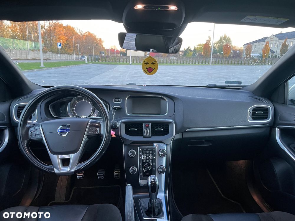 Volvo V40 D2 Drive-E R-Design Kinetic - 15