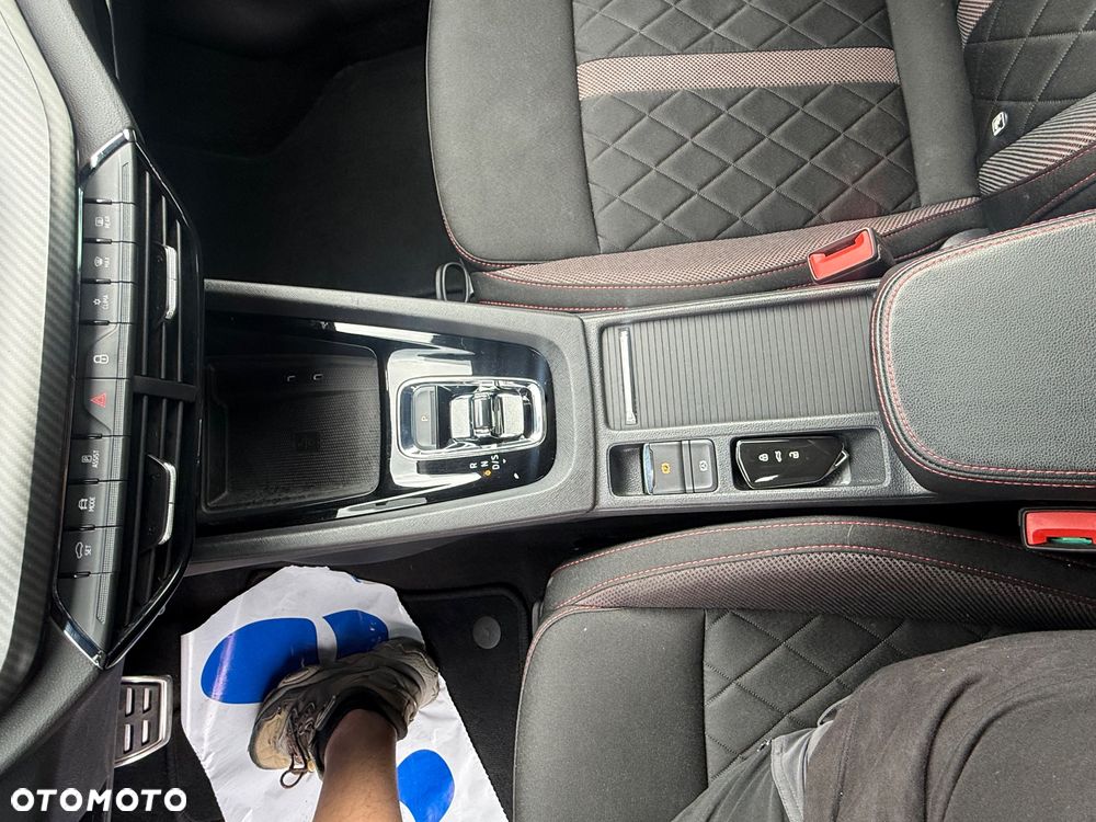 Skoda Octavia 2.0 TDI RS DSG - 14