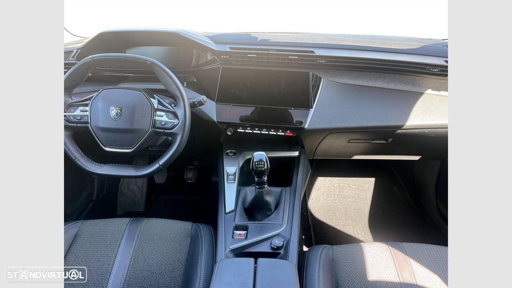 Peugeot 308 1.2 PureTech Allure - 19