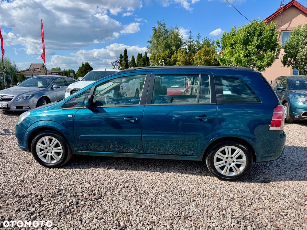 Opel Zafira - 11
