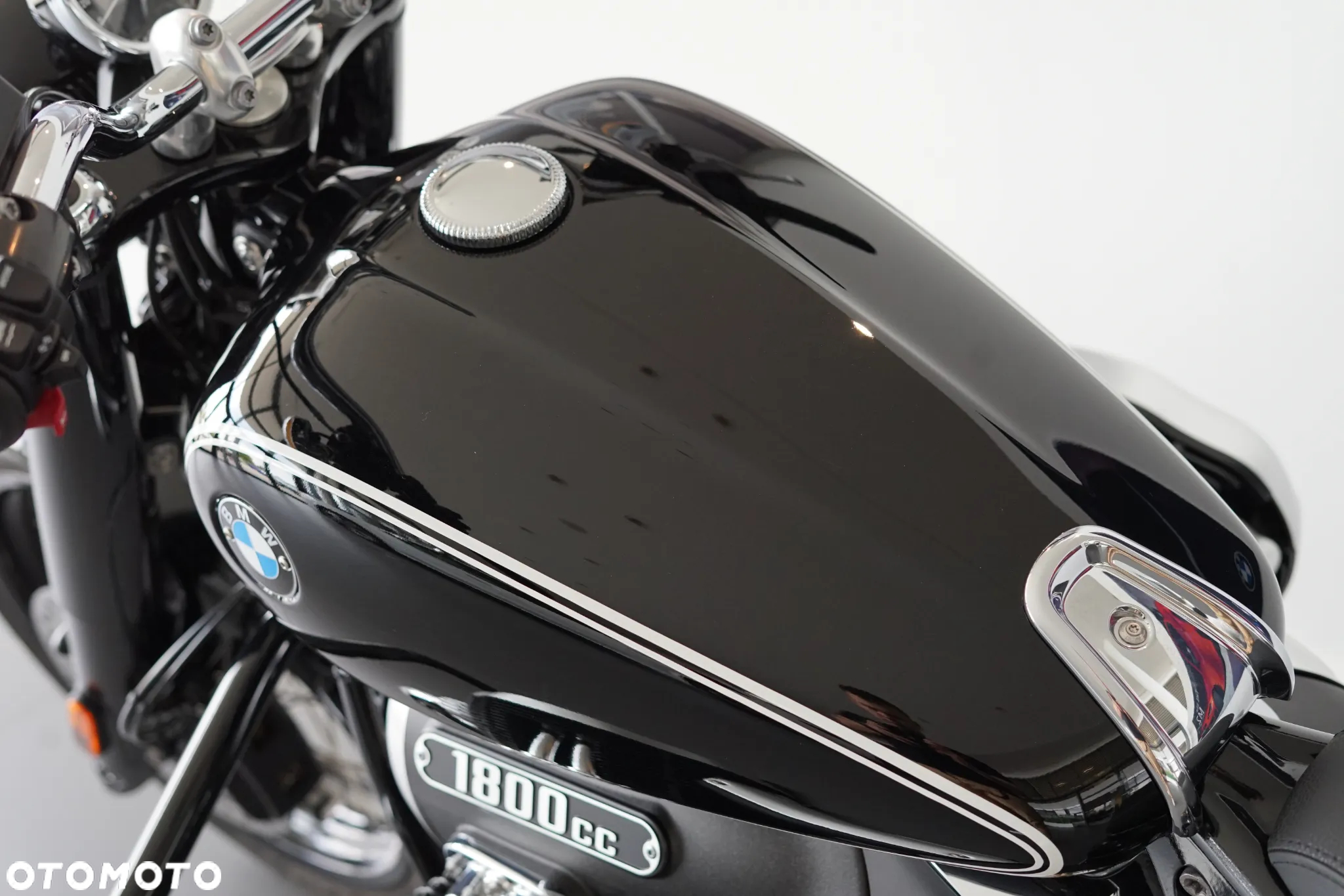 BMW R - 11