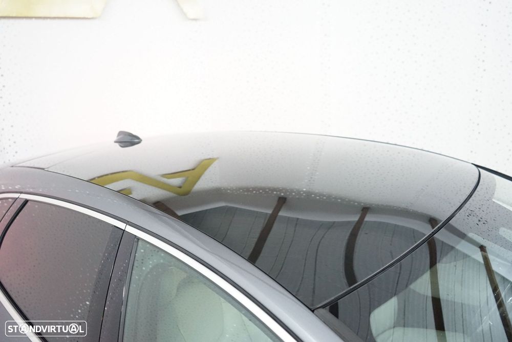 Volvo V40 1.6 D2 Summum - 12