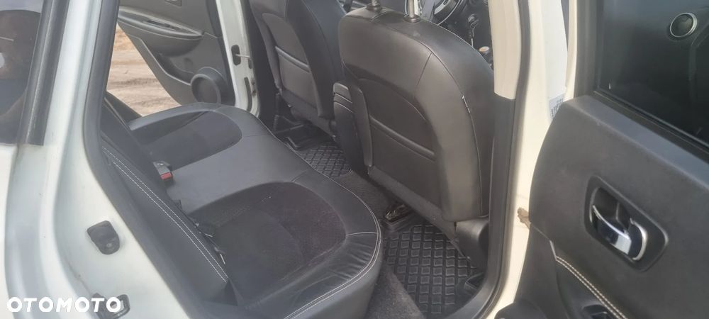 Nissan Qashqai 1.6 dCi 360 S&S - 16