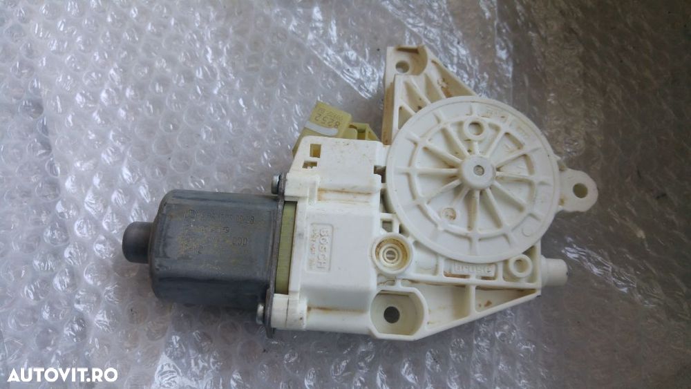 motoras macara dreapta spate mercedes m-class ml 350 4matic w164 2011  0130822282  a2518200208 - 2