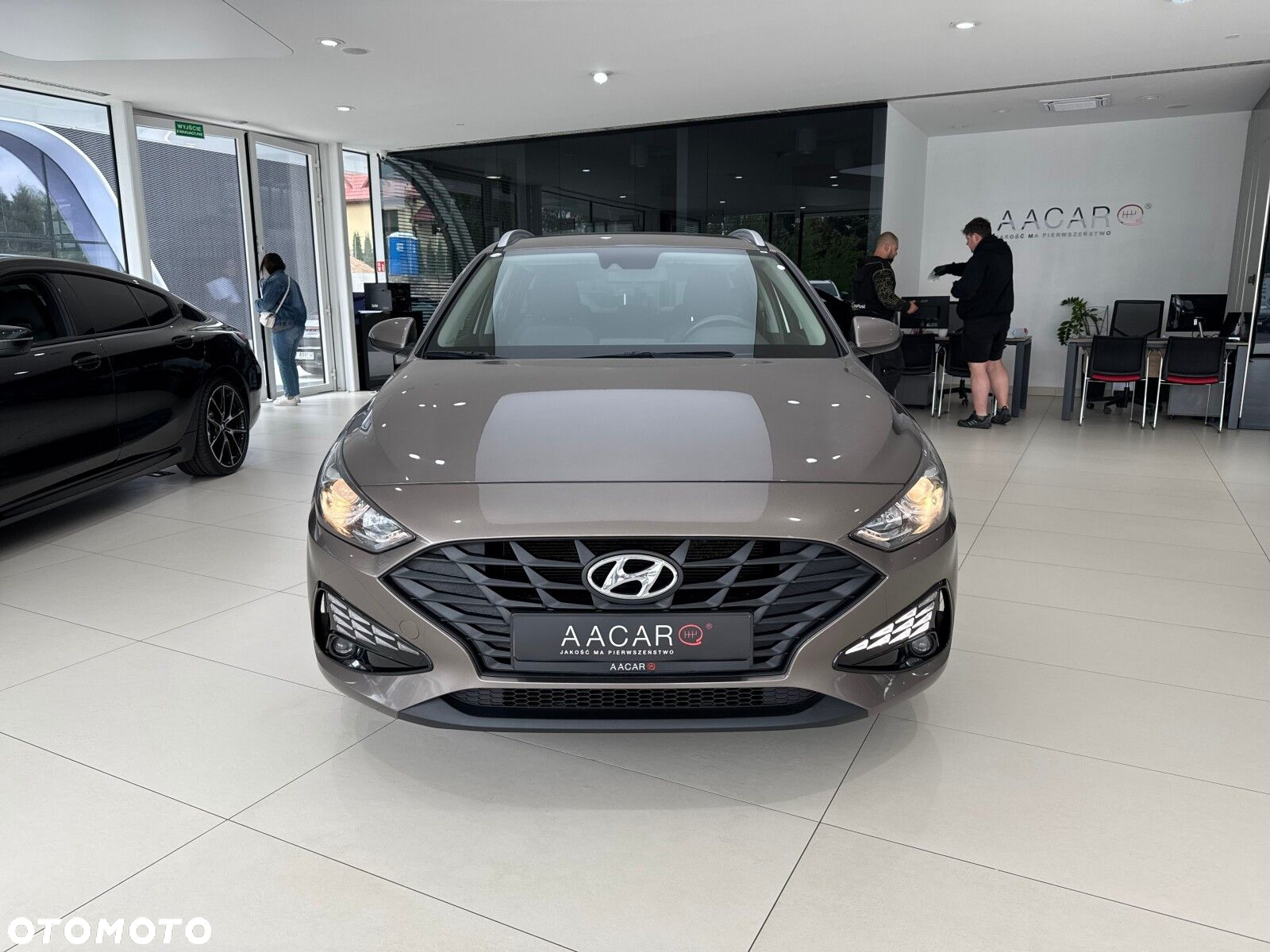 Hyundai i30 1.5 DPI Classic + - 7