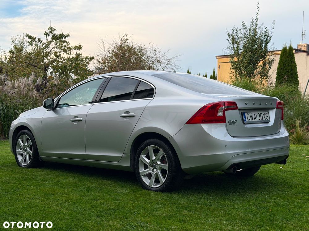 Volvo S60 T3 Summum - 6