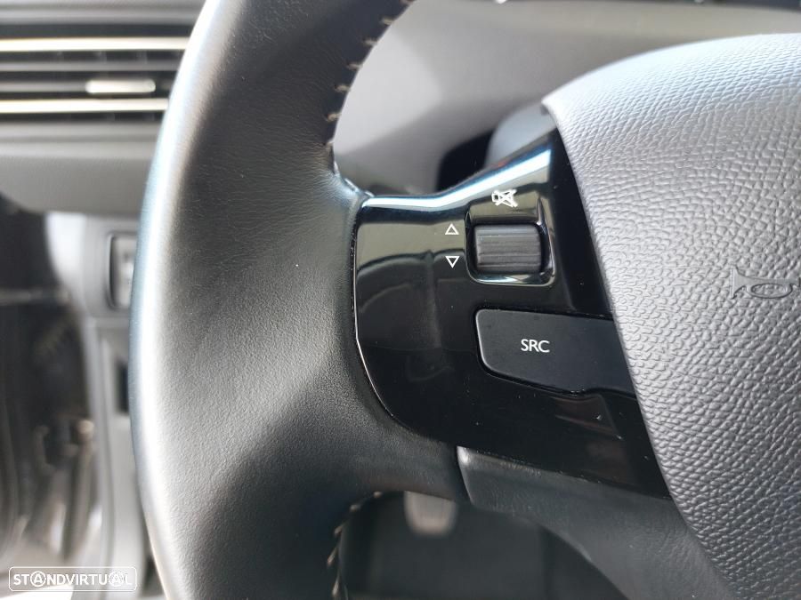 Peugeot 308 SW 1.5 BlueHDi Style - 14