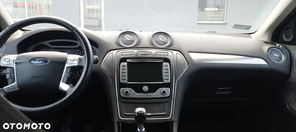 Ford Mondeo 2.0 TDCi Titanium - 11