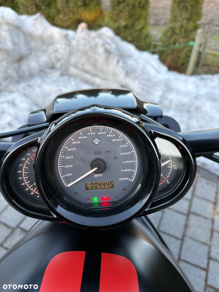 Harley-Davidson V-Rod Night Rod - 28