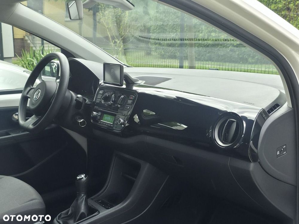 Volkswagen up! - 9