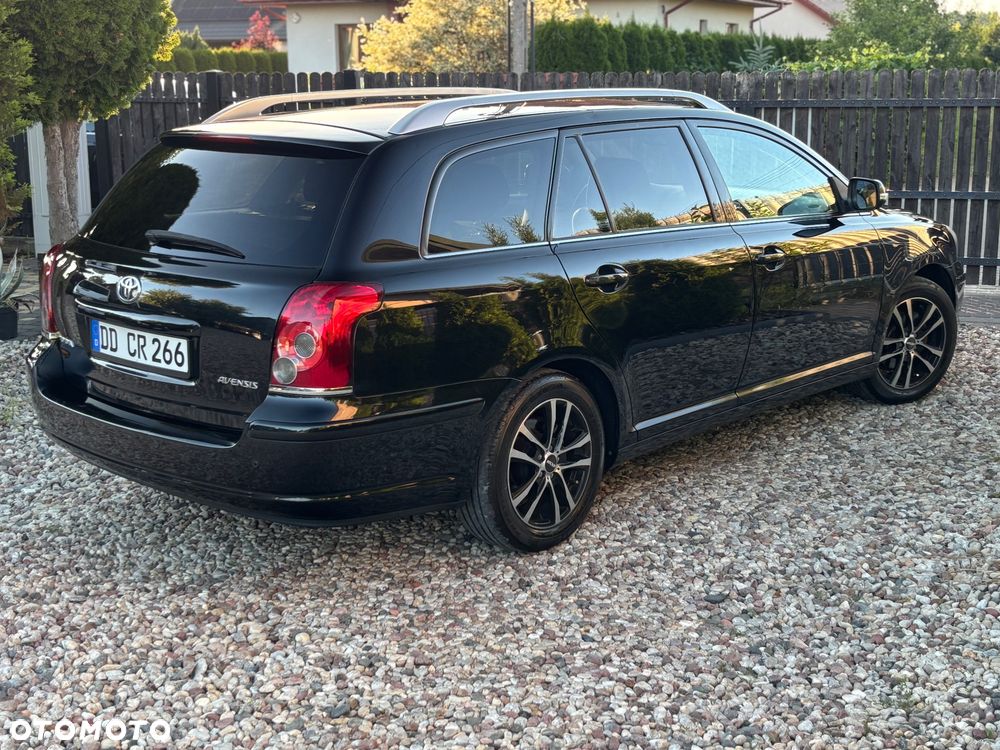 Toyota Avensis 1.8 VVT-i Sol - 7