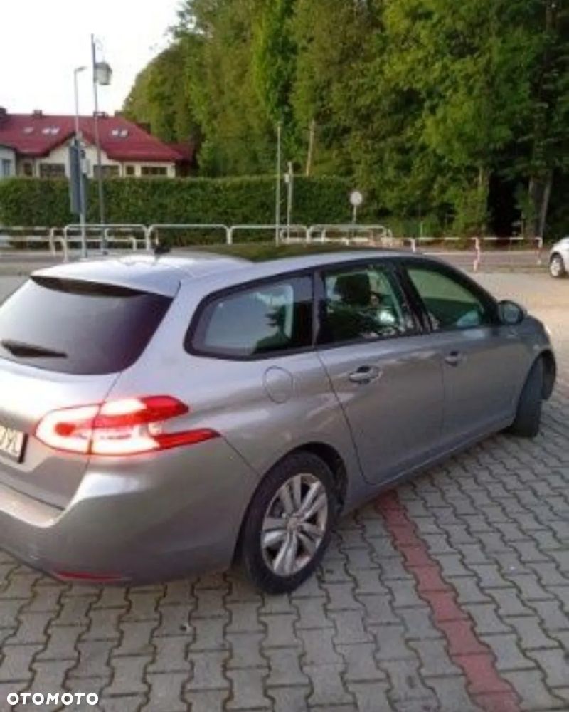 Peugeot 308 - 5