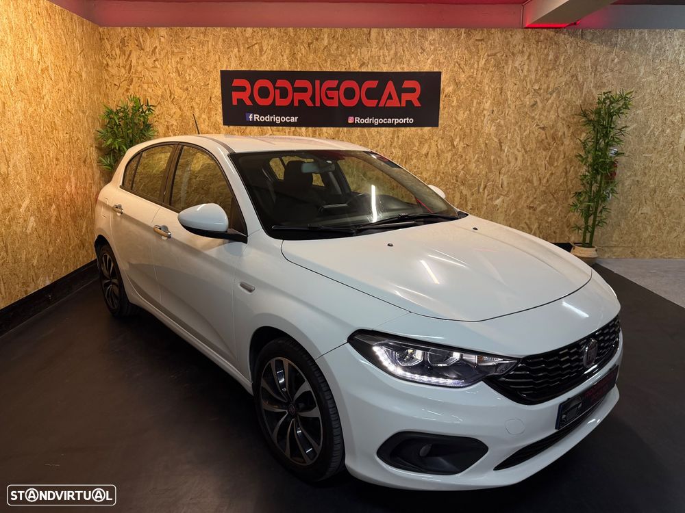 Fiat Tipo 1.3 M-Jet Lounge Tech J17 - 1