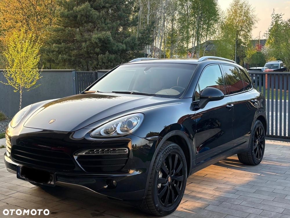 Porsche Cayenne - 1