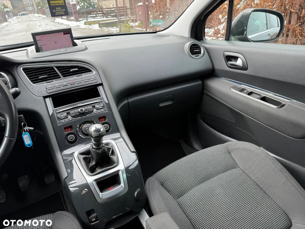 Peugeot 5008 2.0 HDi Family 7os - 18